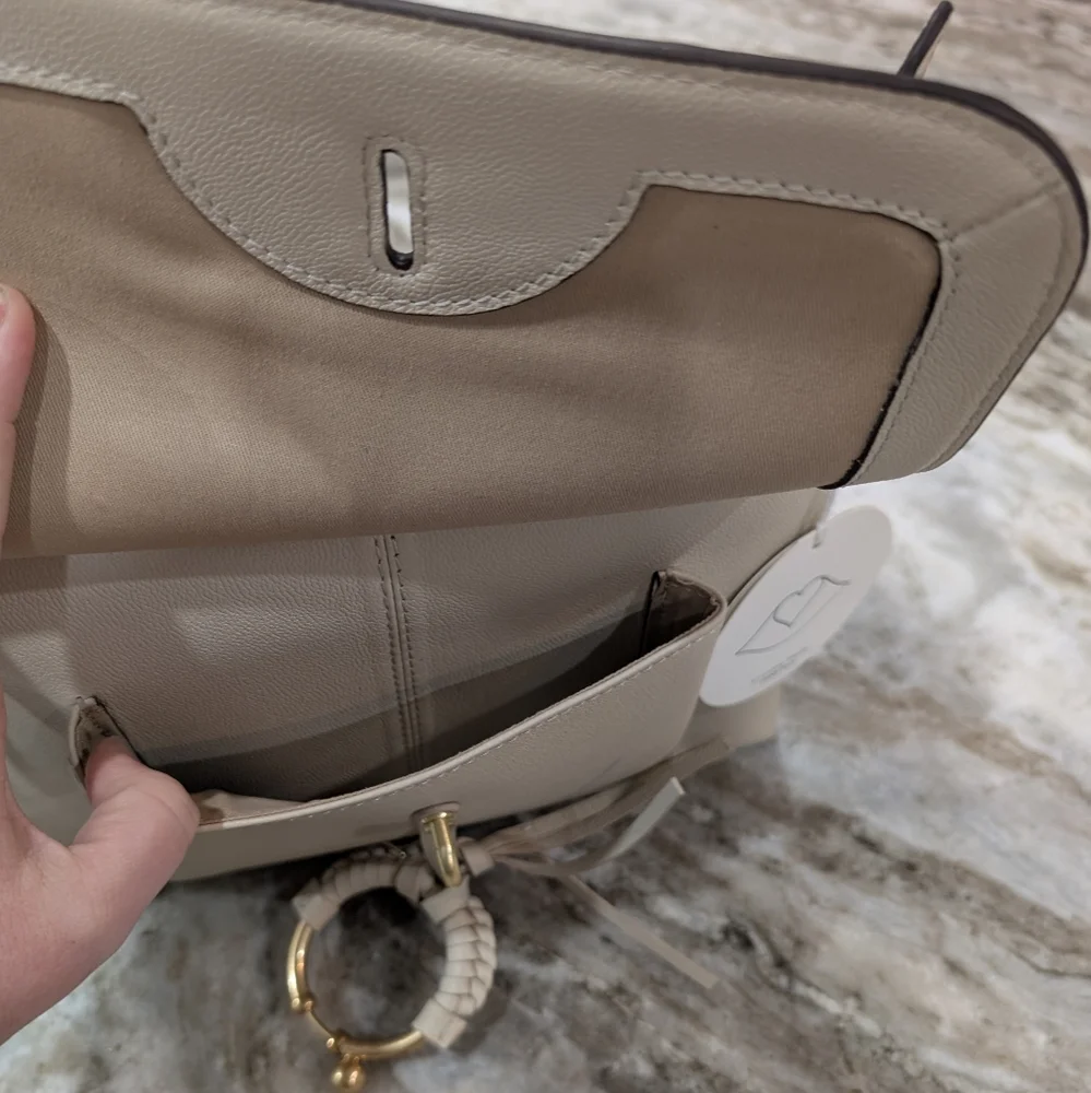 See By Chloe Cream Leather Bag - Picture 7 of 13